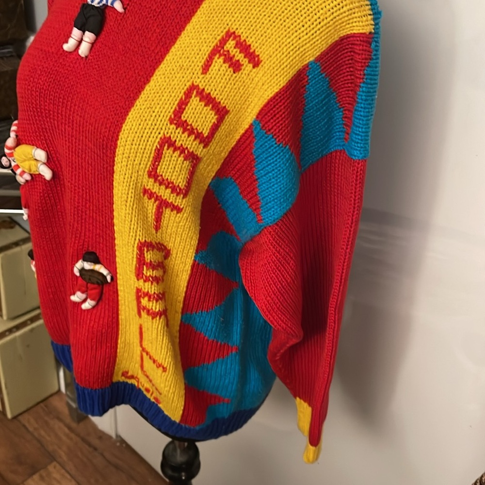 Sweater - Picture 4 of 7